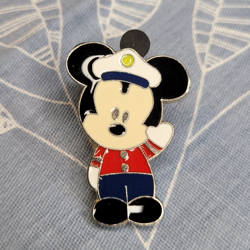 ⭐3 FOR $9, Mickey Mouse Sailor Disney Trading Pin